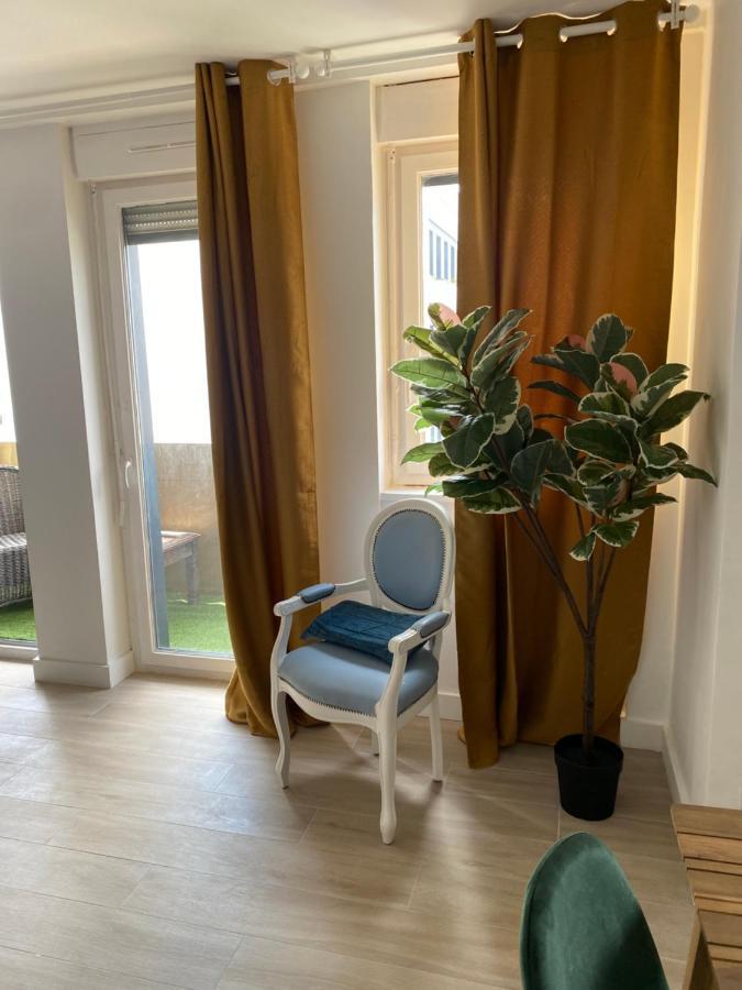 Grand Appartement Courbevoie Paris Exterior photo